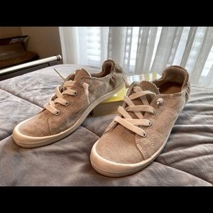 Steve Madden Madden Girl Sneakers Boho Tribal